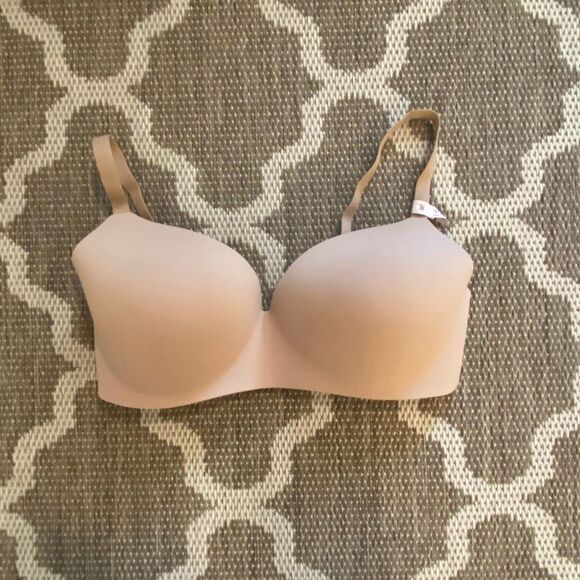 Victoria’s Secret bra T-shirt lightly lined wireless bra, size 40DD - Picture 1 of 10